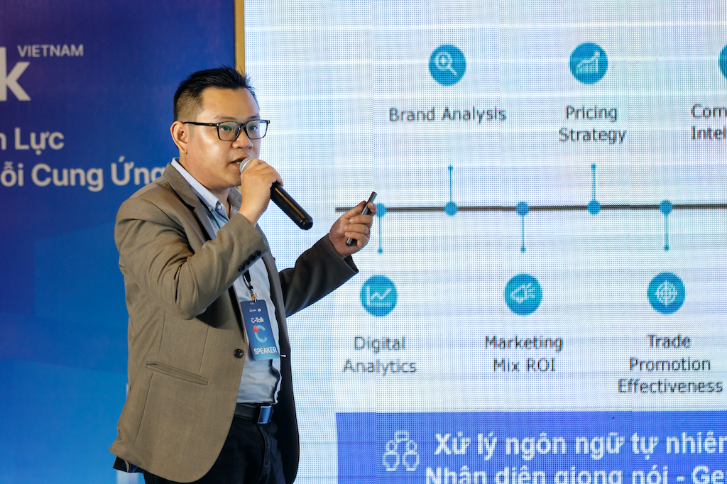 Đại diện FPT Smart Cloud – Ông Nguyễn Tấn Hưng chia sẻ về ứng dụng AI trong lĩnh vực Chuỗi cung ứng – TP.HCM, ngày 27/12/2024