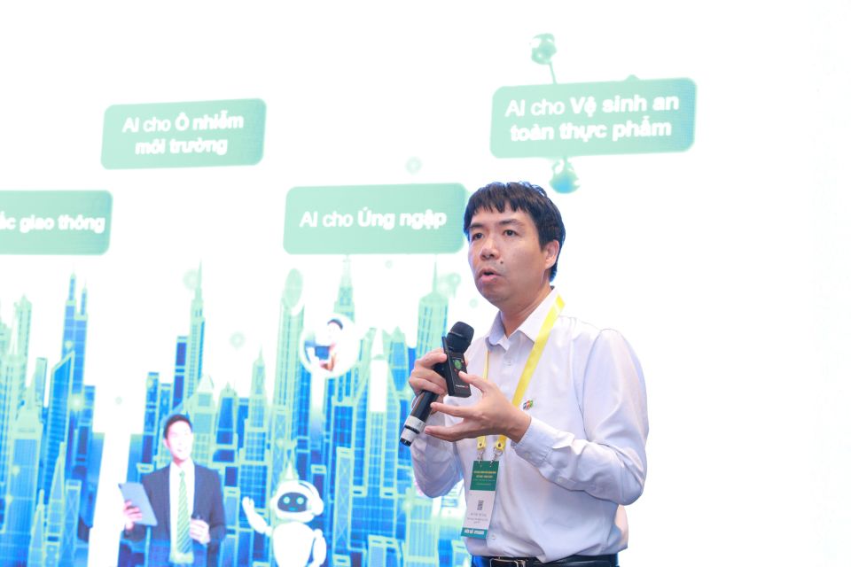 Tiến sĩ Trần Thế Trung, Tập đoàn FPT chia sẻ về ứng dụng AI trong xây dựng và quản lý đô thị thông minh. 